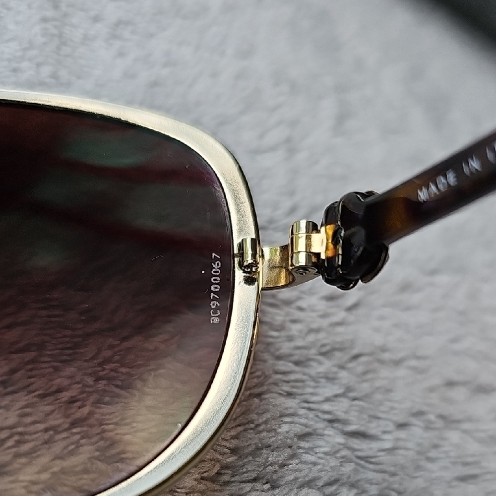 CHANEL Women's Sunglasses with Gold Frame and Brown Lenses - Picture 4 of 11